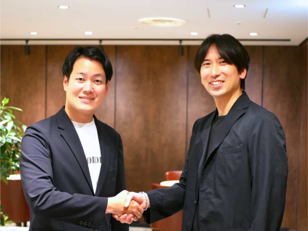 八重洲サービス株式会社、東京プラーザ・サービス株式会社の勝瀬取締役と当社代表の奥村