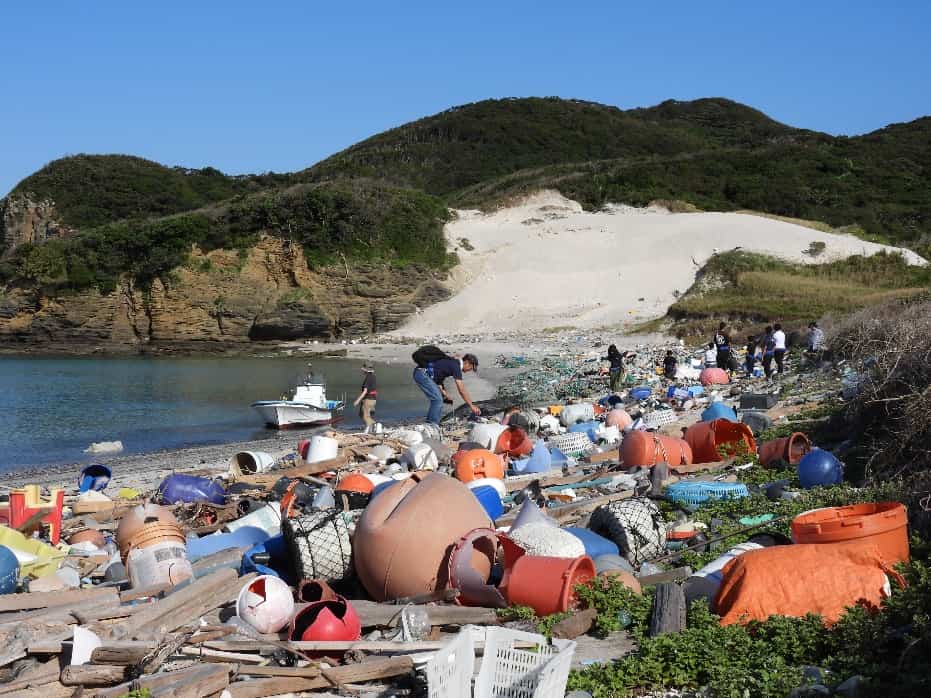 対馬での海洋プラスチック回収